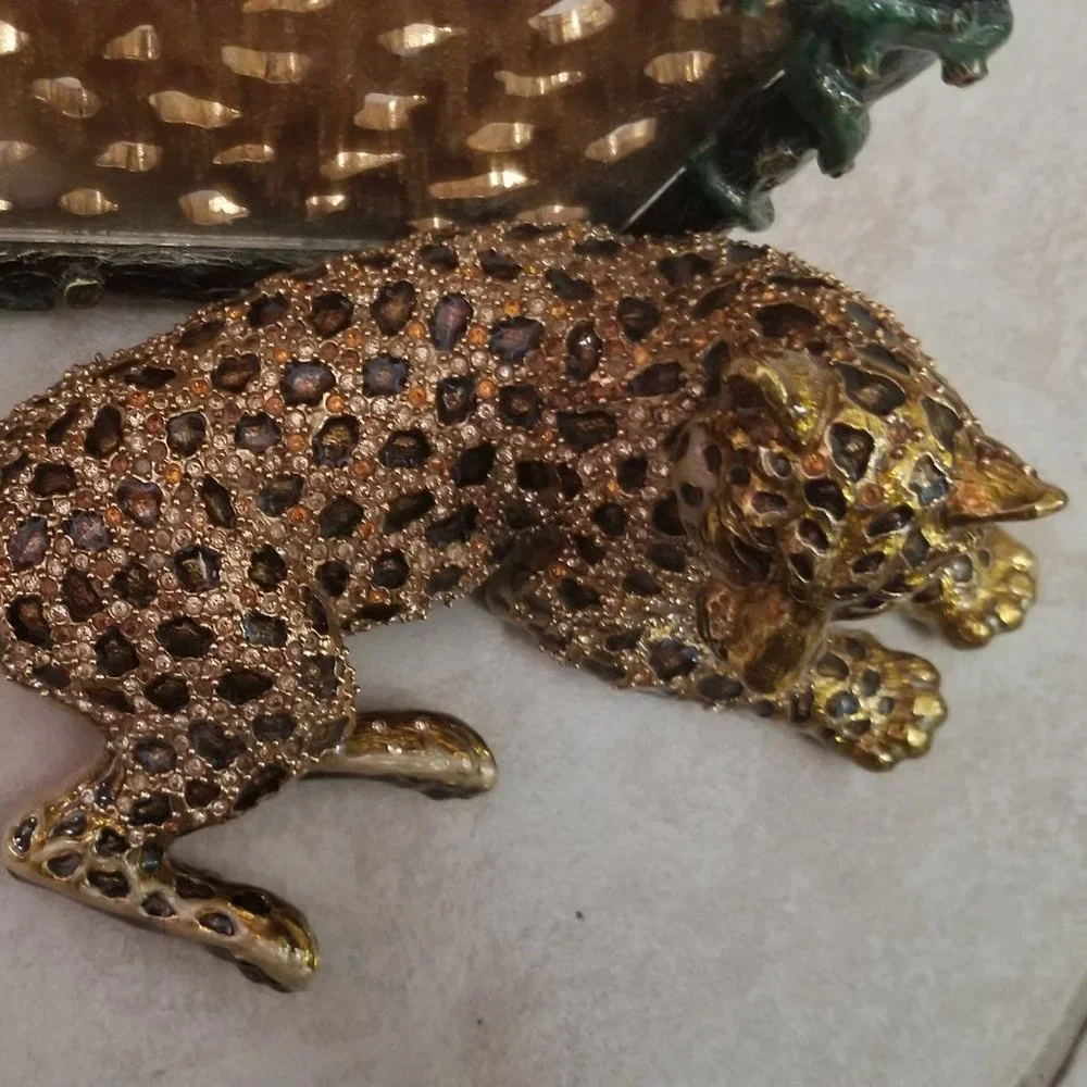 SIGNED RARE EXQUISITE JAY STRONGWATER JUNGLE SAFARI CHEETAH CRYSTAL ENAMEL FRAME
